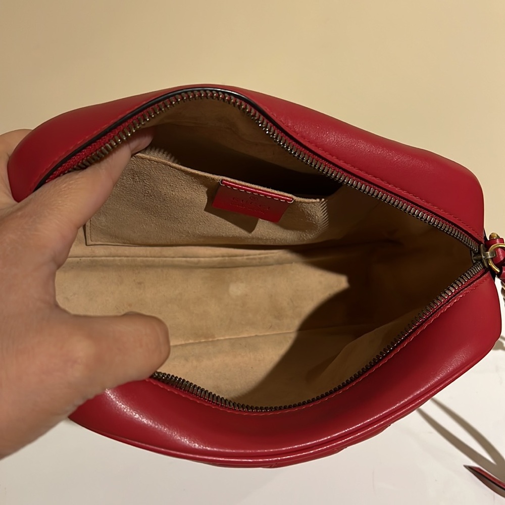 Gucci Small Gigi Marmont Crossbody - Picture 3 of 6